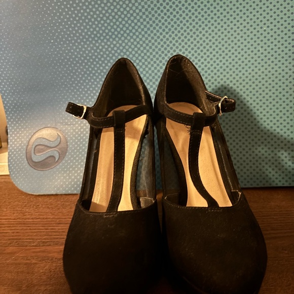 Call It Spring Stilettos - Picture 2 of 3